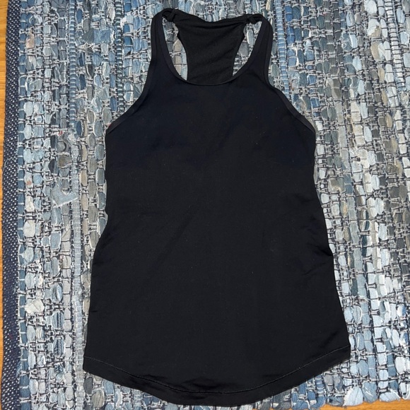 Lululemon racer back tank with built in support - Picture 1 of 4